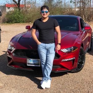 Meet your Posher, Erick